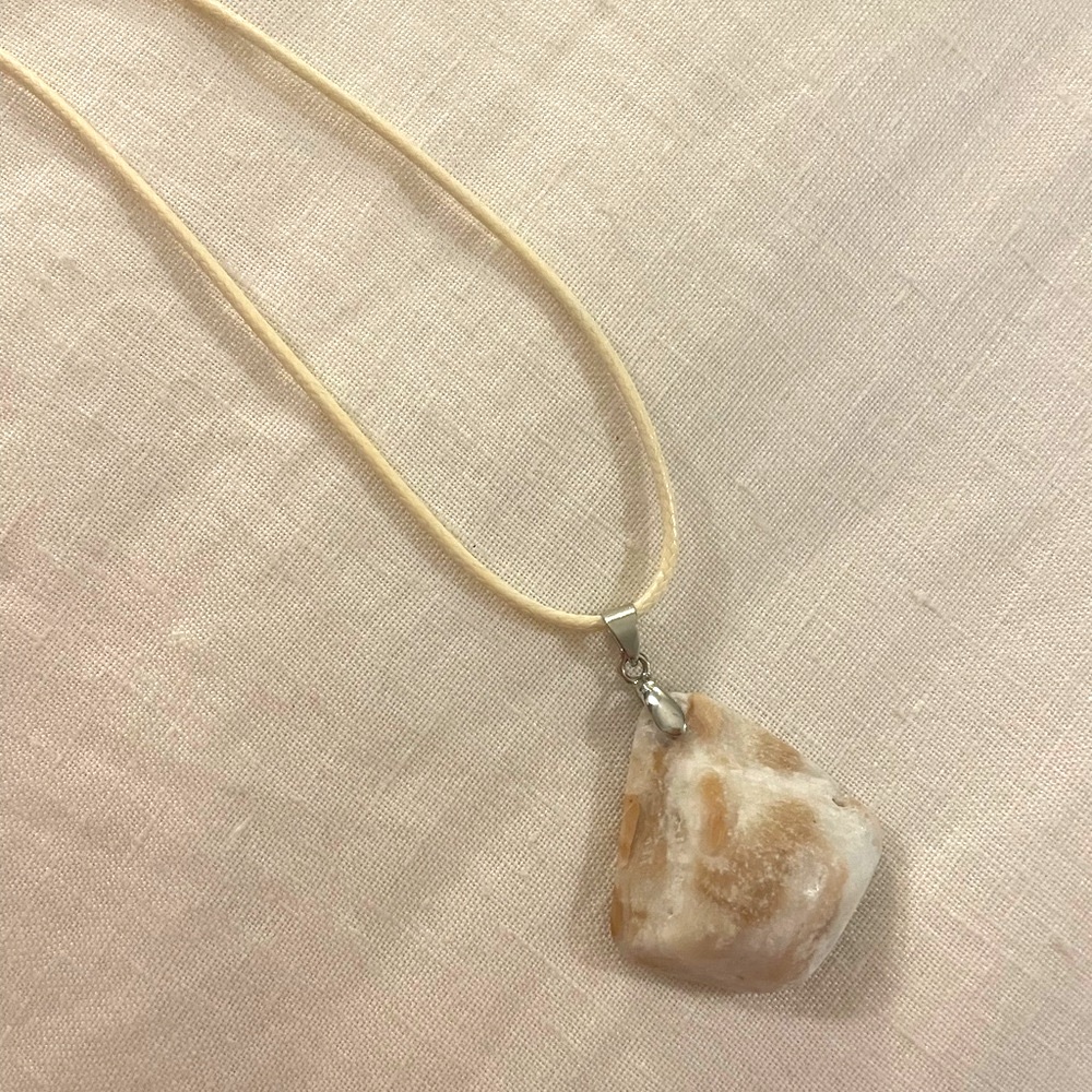Neutral Stone Necklace